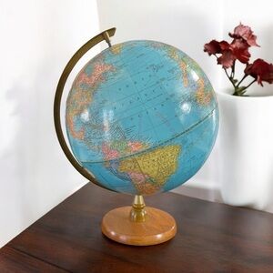 Vintage GEORGE F. CRAM The World Book GLOBE USSR
Wood Base